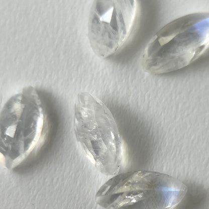 [ rainbow moon stone ] polar star silver