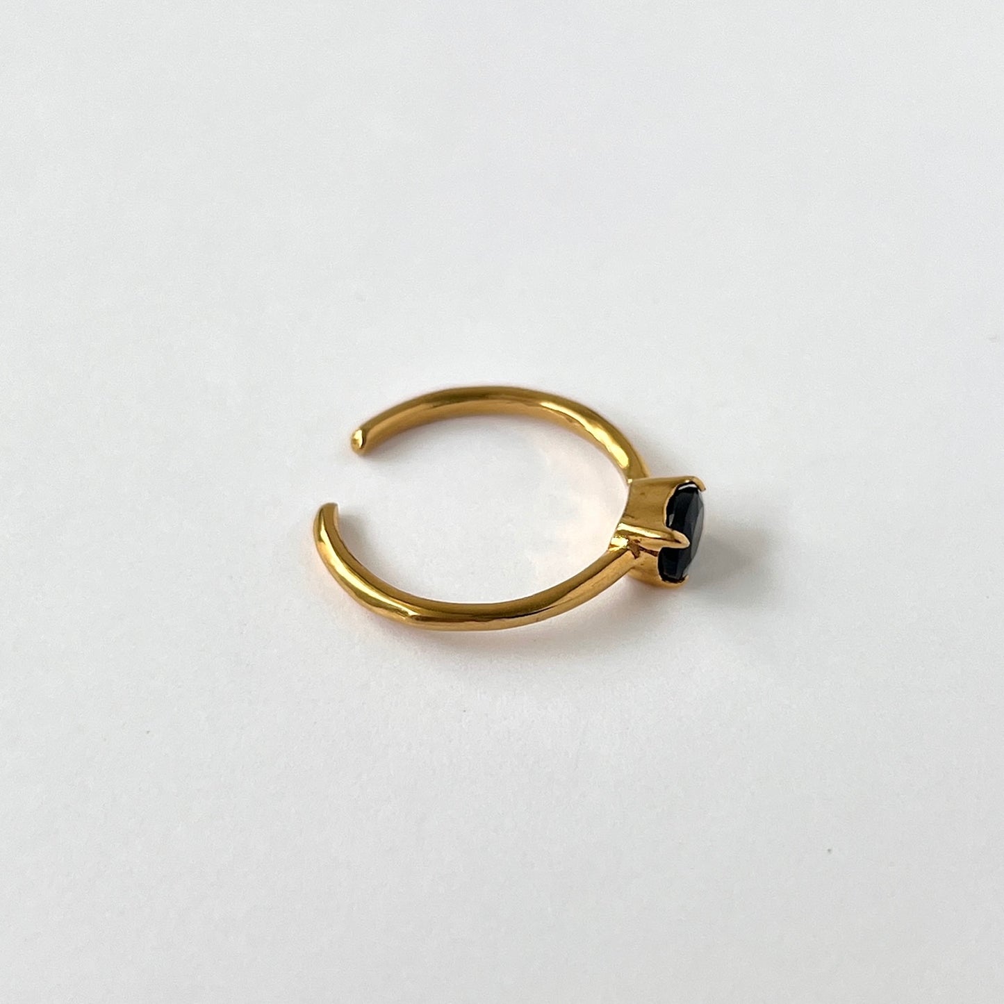 [ black opal ] oval faceted cut ring  gold