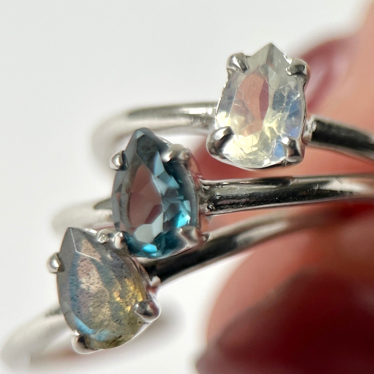 [ rainbow moon stone ] dorp faceted cut ring  silver [ free size ]