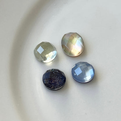[ lapis lazuli x white shell (multi-faceted) ] croissant silver