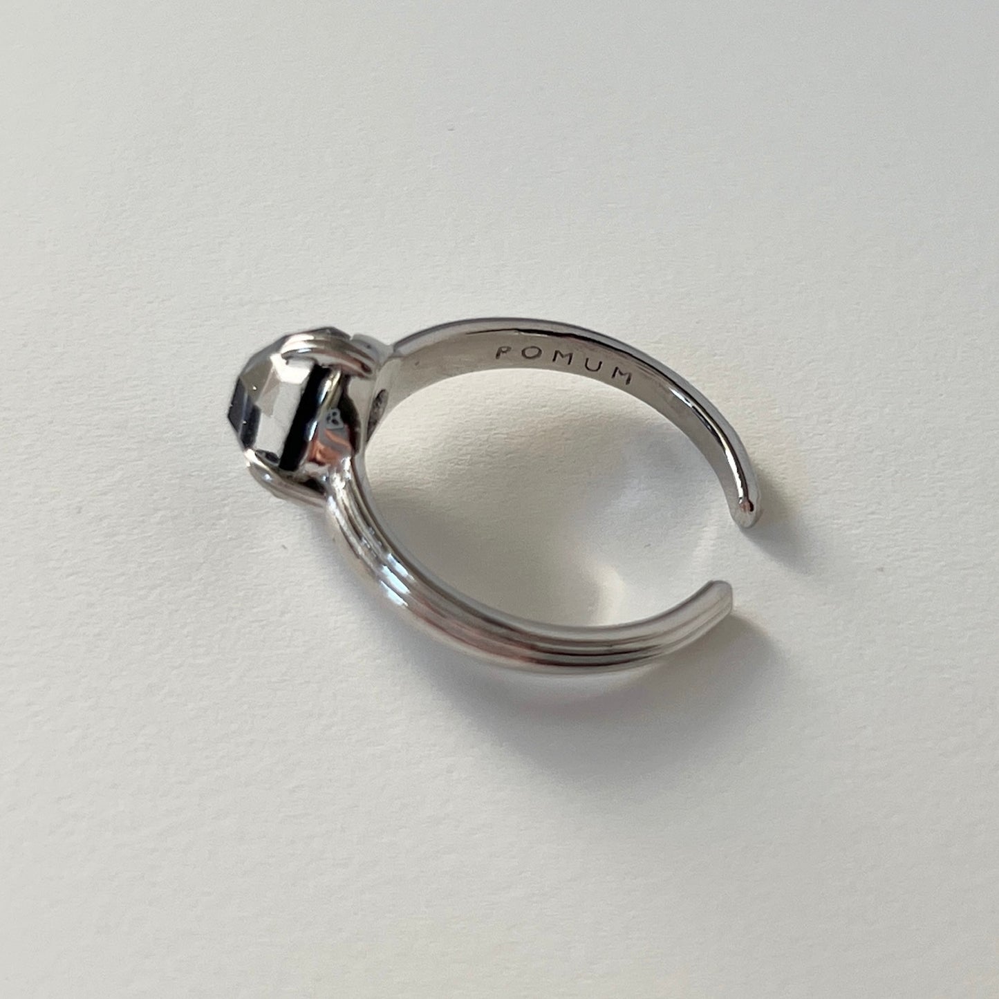 [ blue gold stone (multi-faceted) ] croissant silver