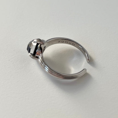 [ blue gold stone (multi-faceted) ] croissant silver