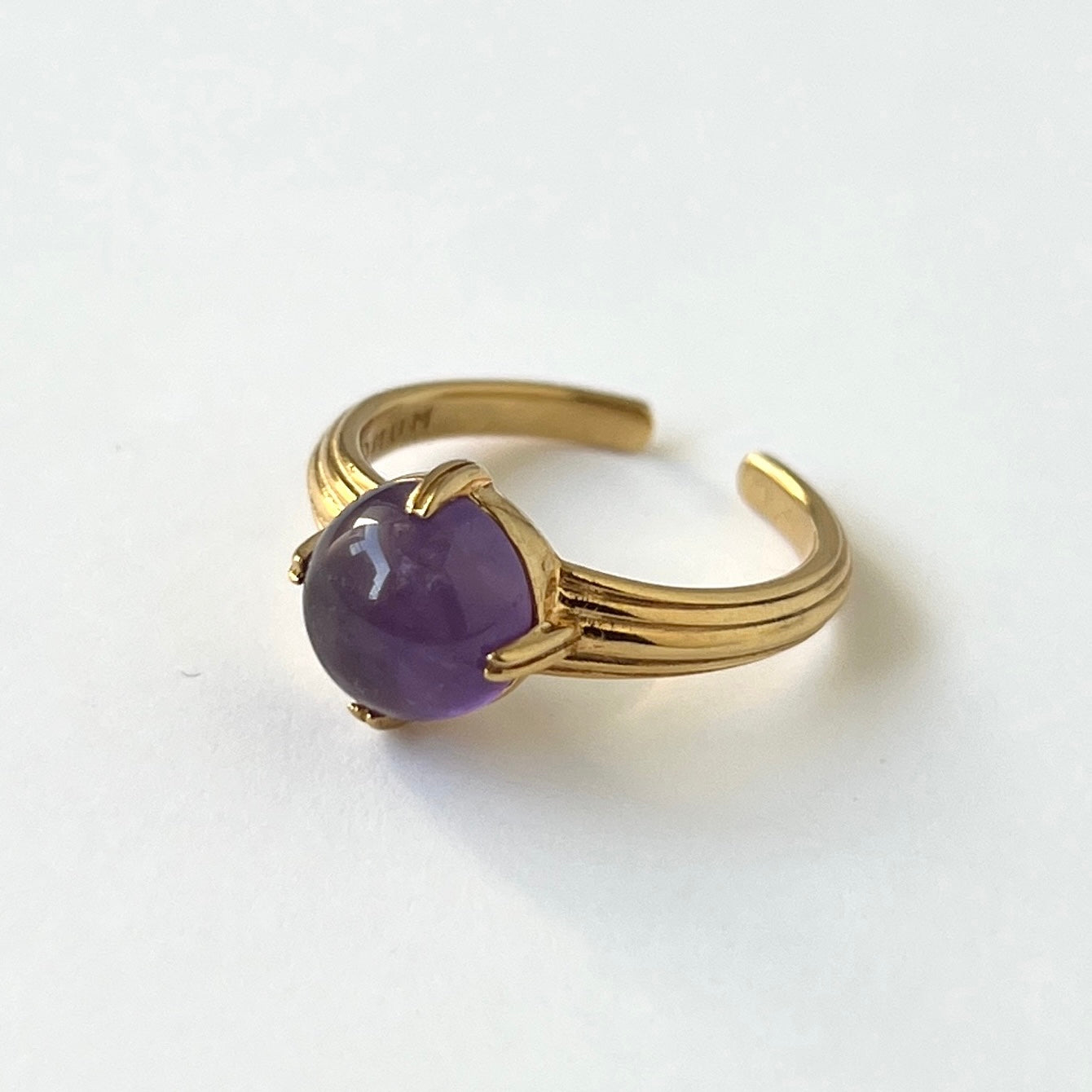 [ amethyst ] croissant gold