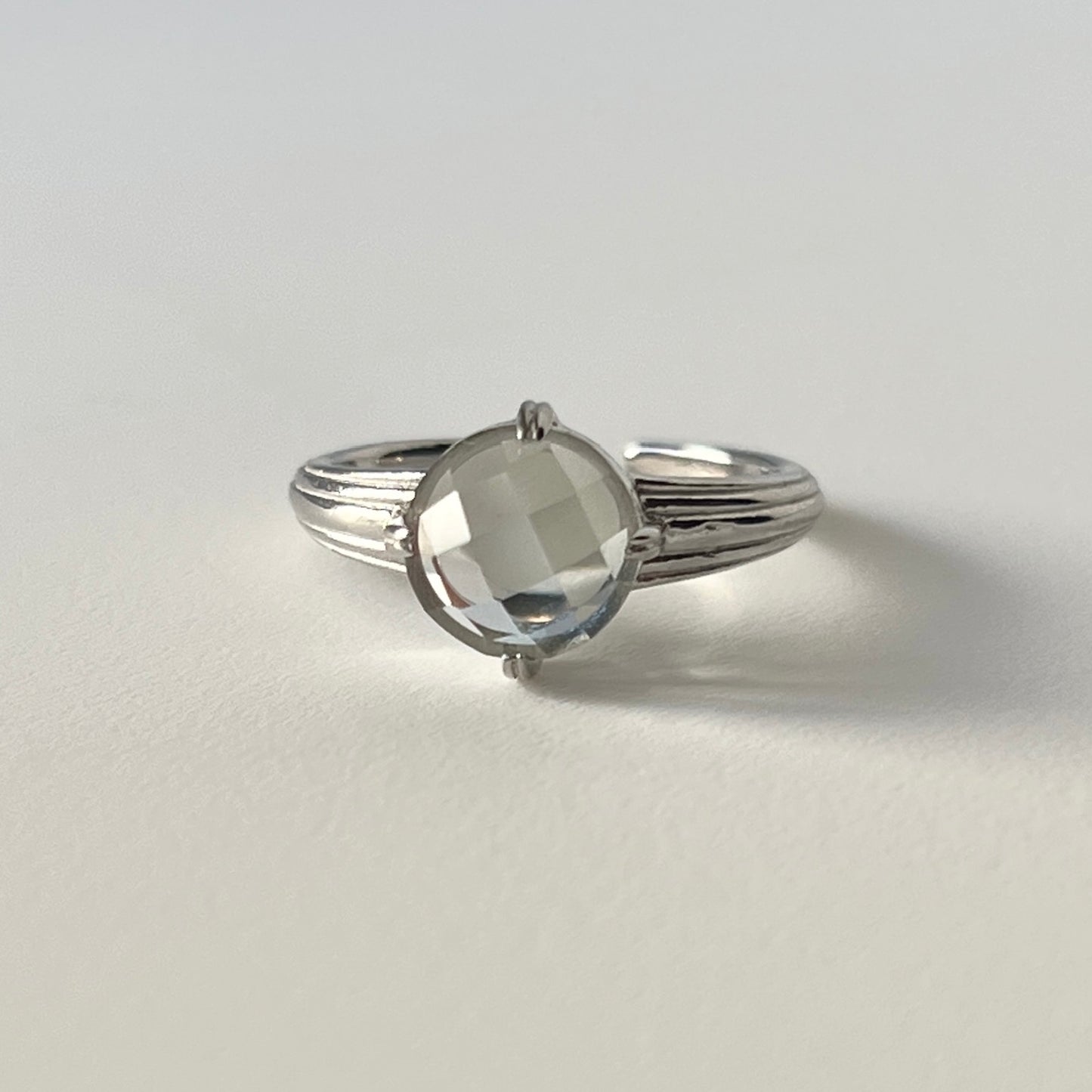 [ green amethyst (multi-faceted) ] croissant silver