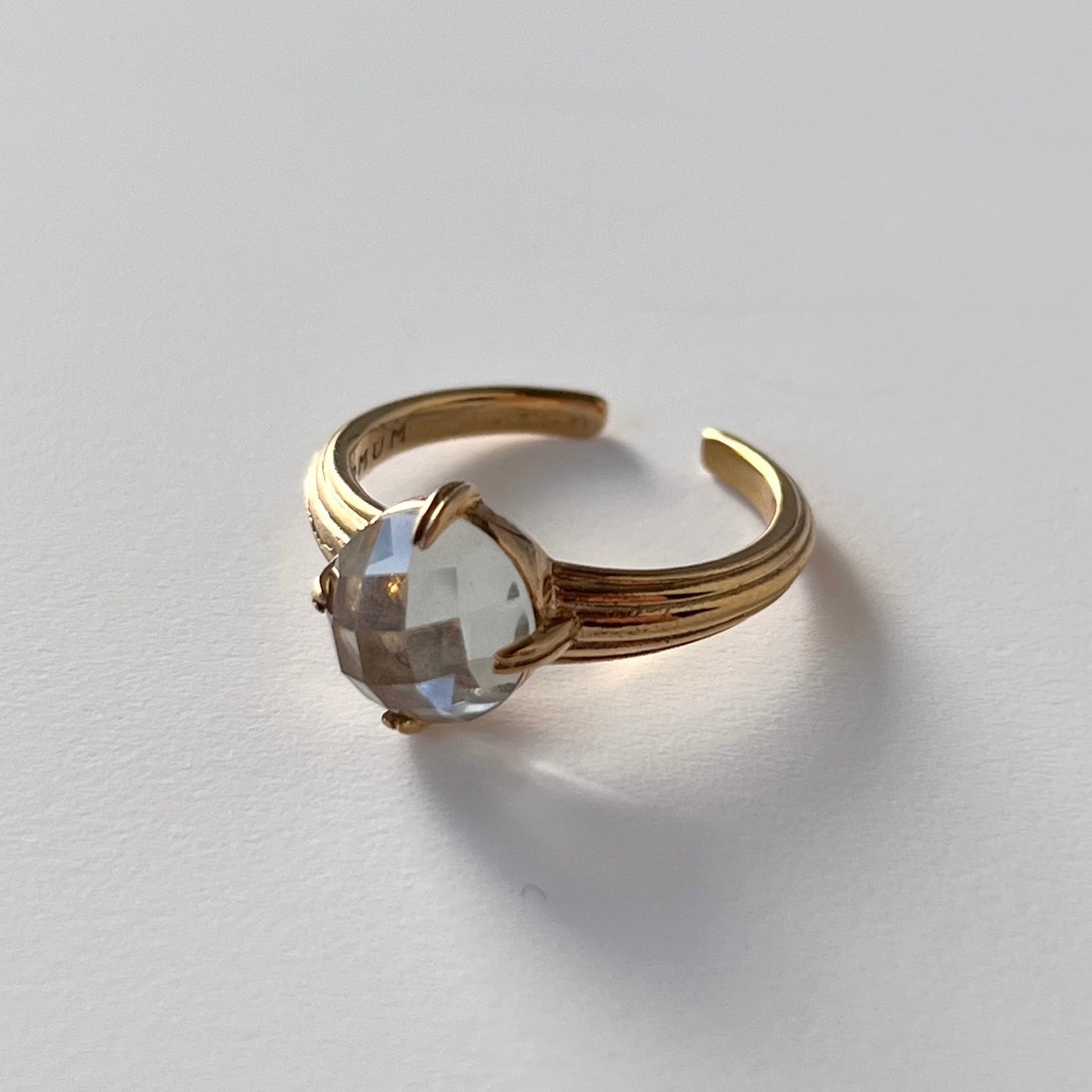 [ green amethyst (multi-faceted) ] croissant gold