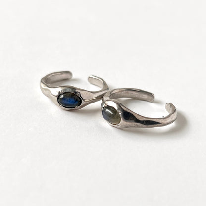 [ light blue labradorite ] pebble silver