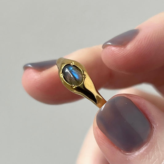 [ blue labradorite ] pebble gold [ free size ]