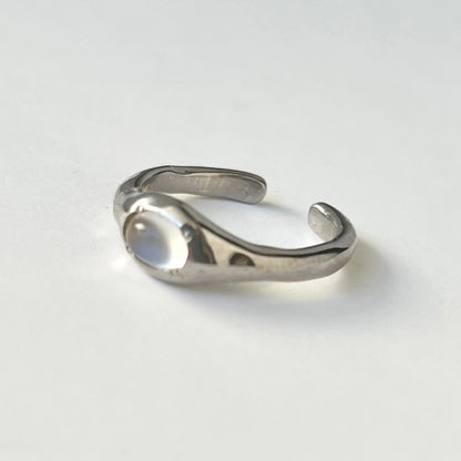 [ royal blue moon stone ] pebble silver [ free size ]