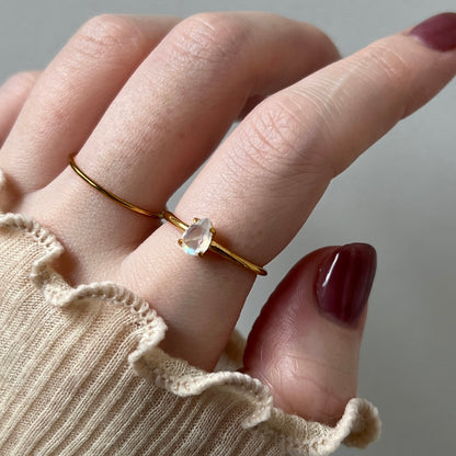 [ rainbow moon stone ] drop faceted cut ring  gold