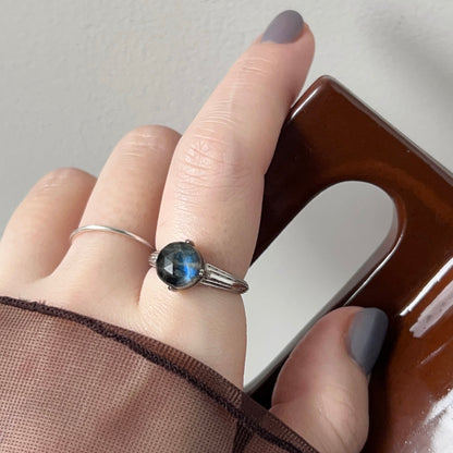 [ onyx, labradorite & crystal ] croissant silver