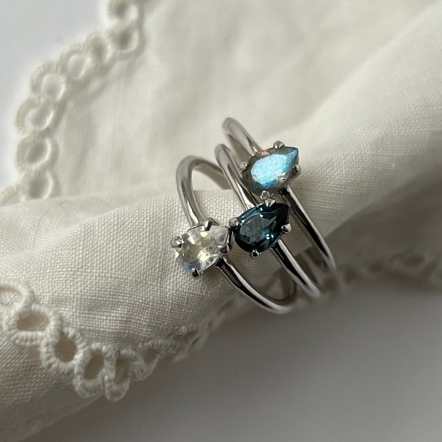 [ rainbow moon stone ] dorp faceted cut ring  silver [ free size ]