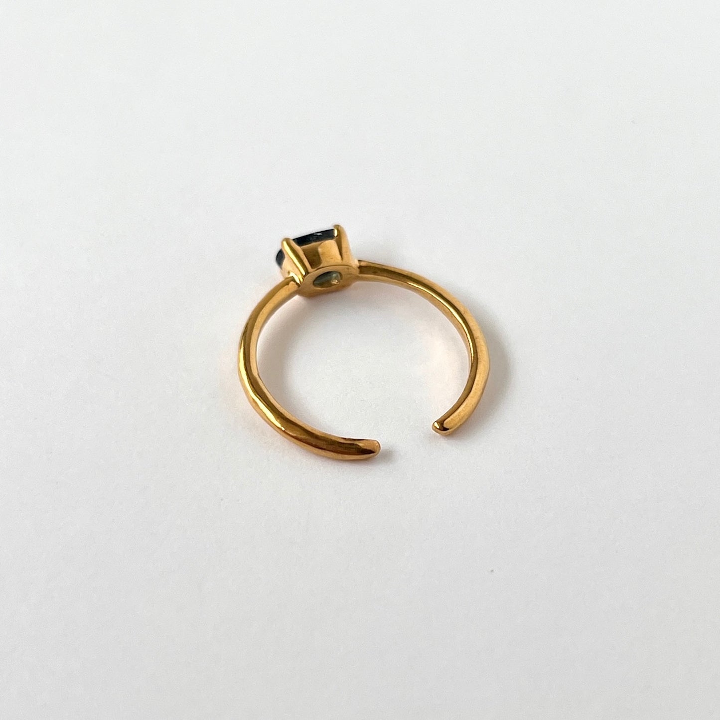 [ indigo blue kyanite ] oval faceted cut ring  gold [ free size ]