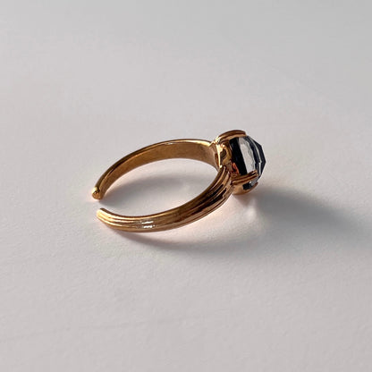[ green amethyst (multi-faceted) ] croissant gold
