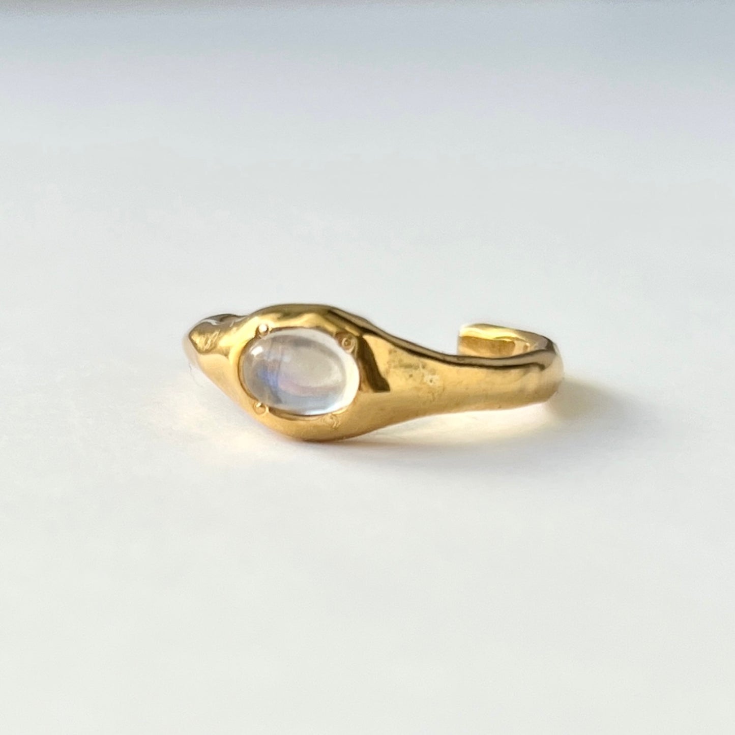 [ royal blue moon stone ] pebble gold [ free size ]