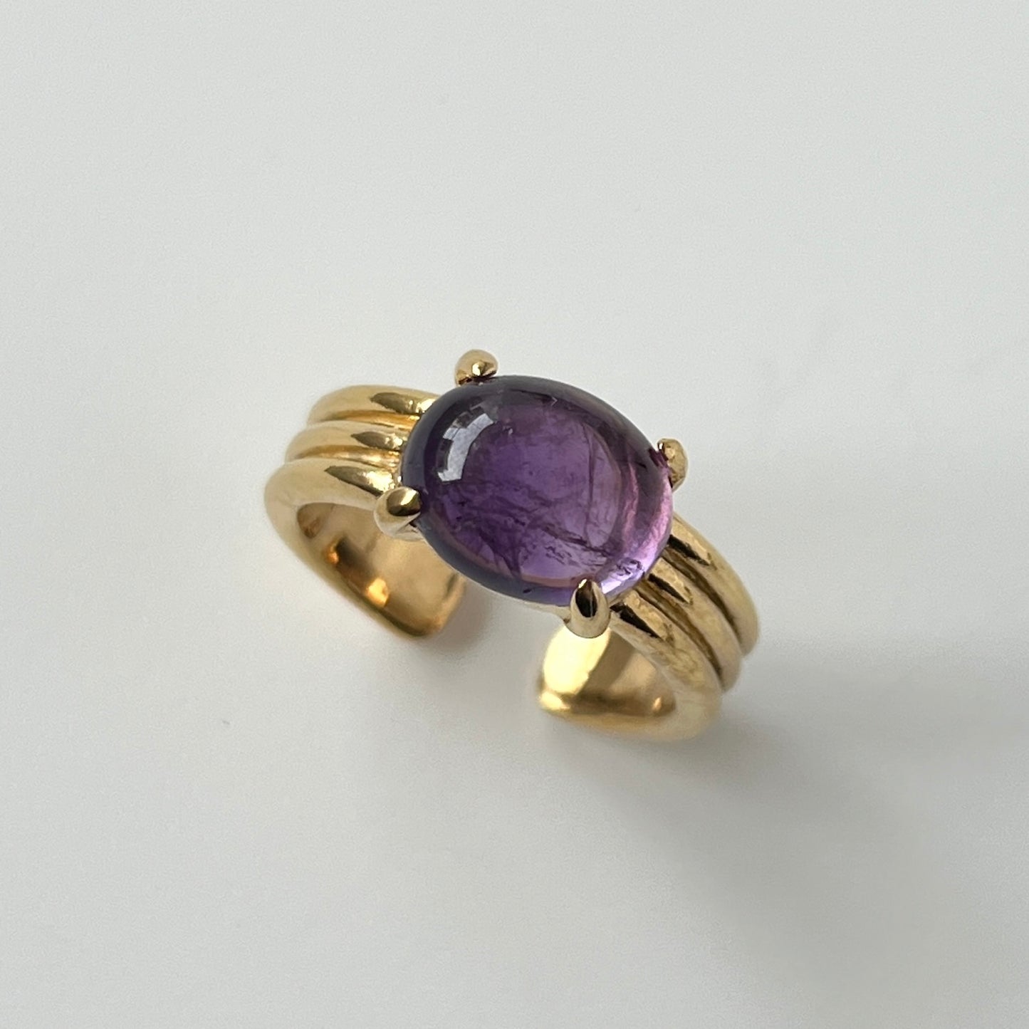 [ amethyst ] trois gold