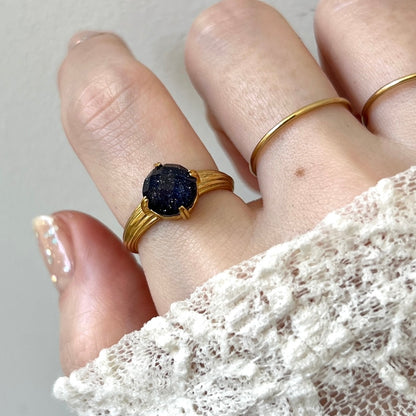 [ blue gold stone (multi-faceted) ] croissant gold
