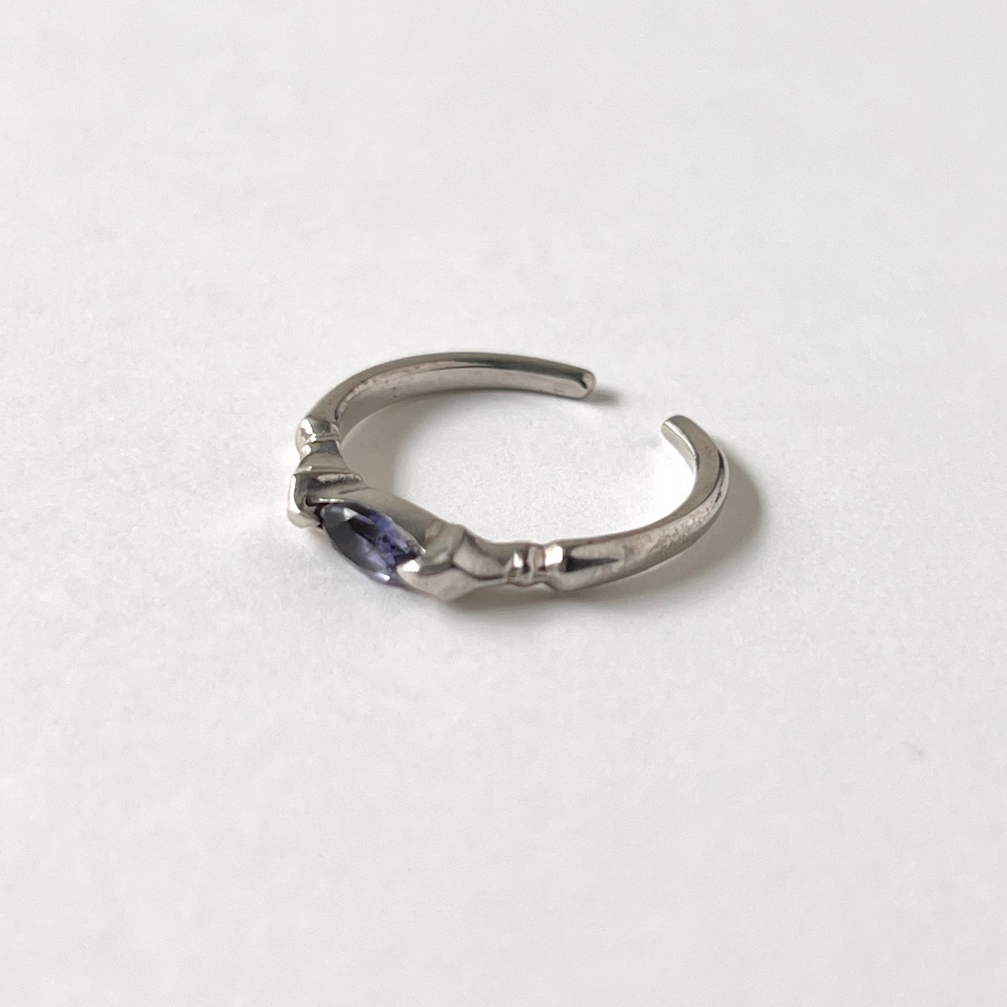 [ iolite ] polar star silver