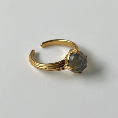 [ labradorite (rose cut) ] croissant gold