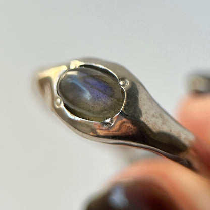 [ light blue labradorite ] pebble silver