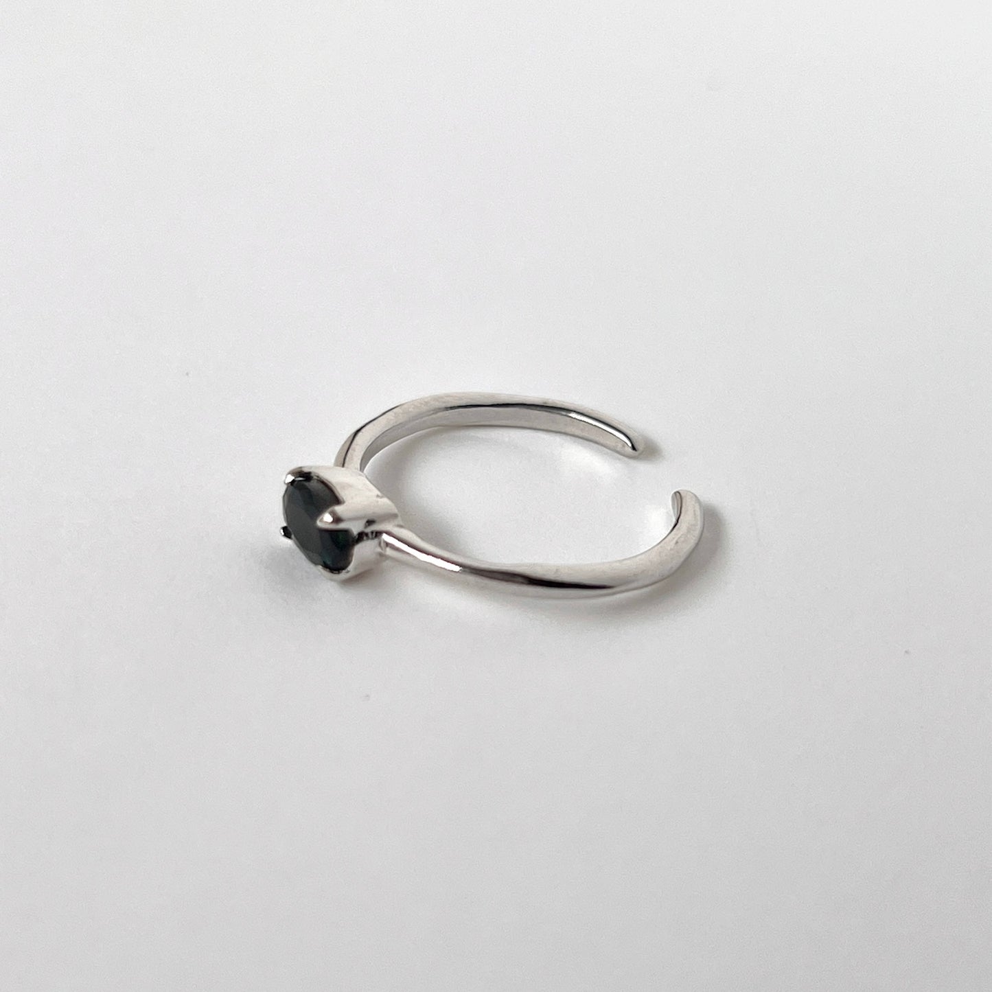 [ black opal ] oval faceted cut ring  silver [ free size ]