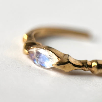 [ rainbow moon stone ] polar star gold
