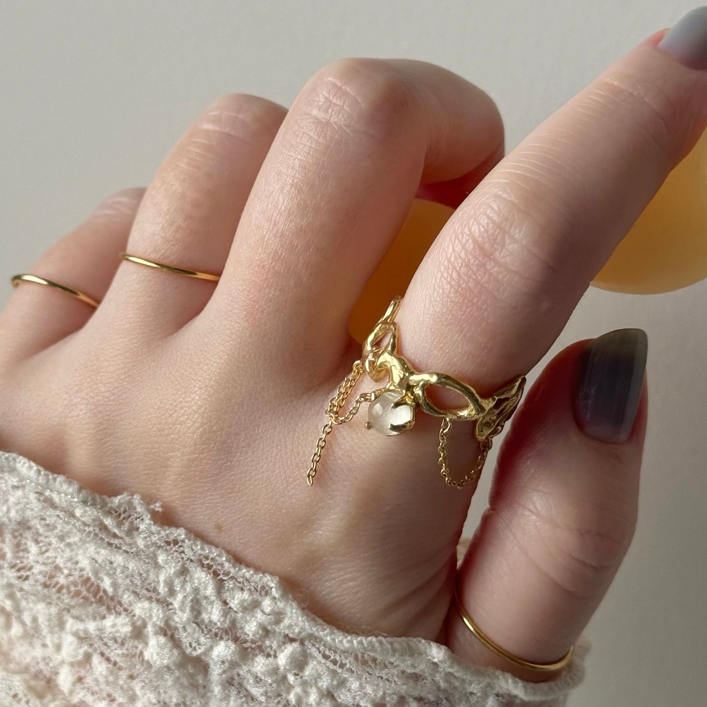 [ royal blue moon stone ] nuanced mesh gold