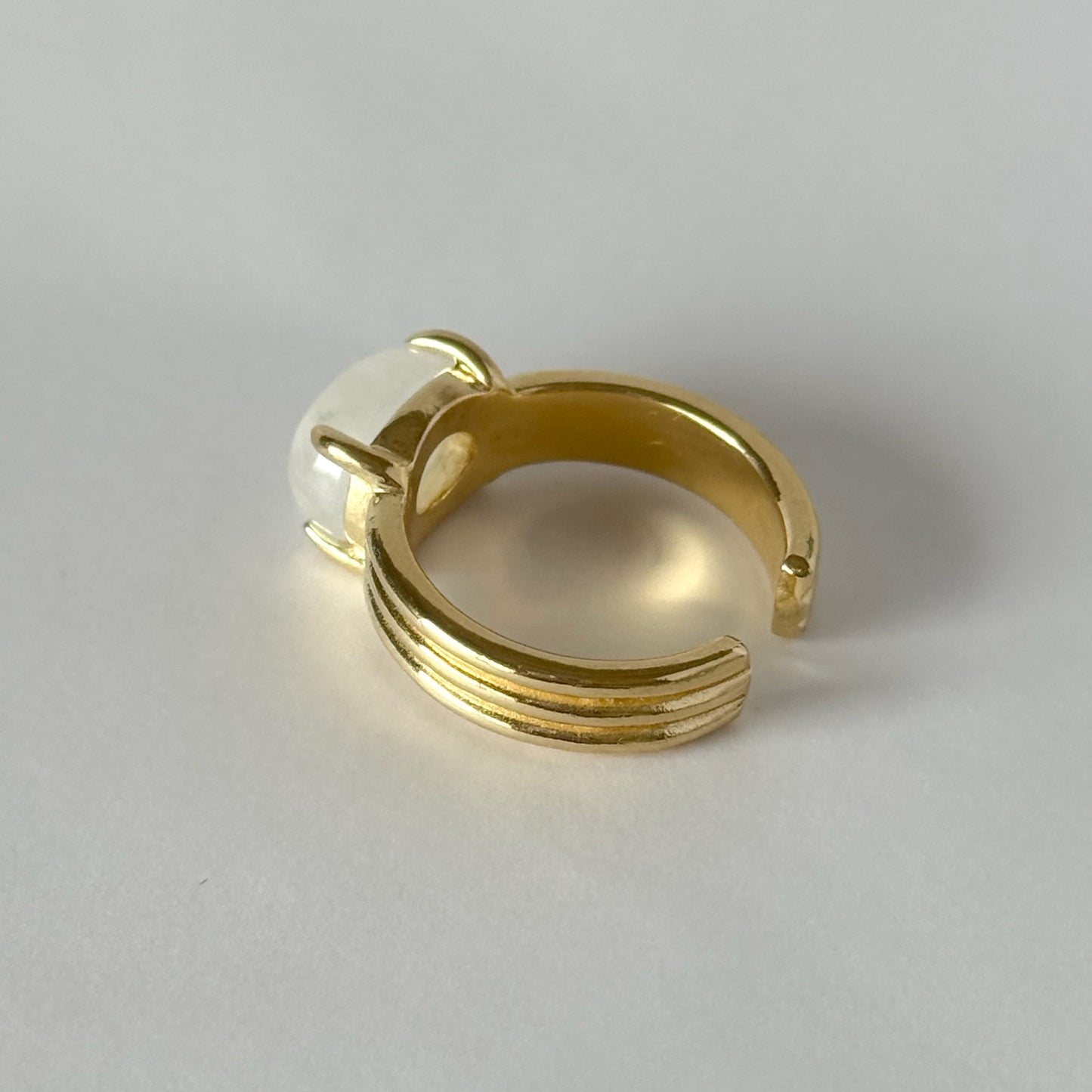 [ moon stone ] trois gold