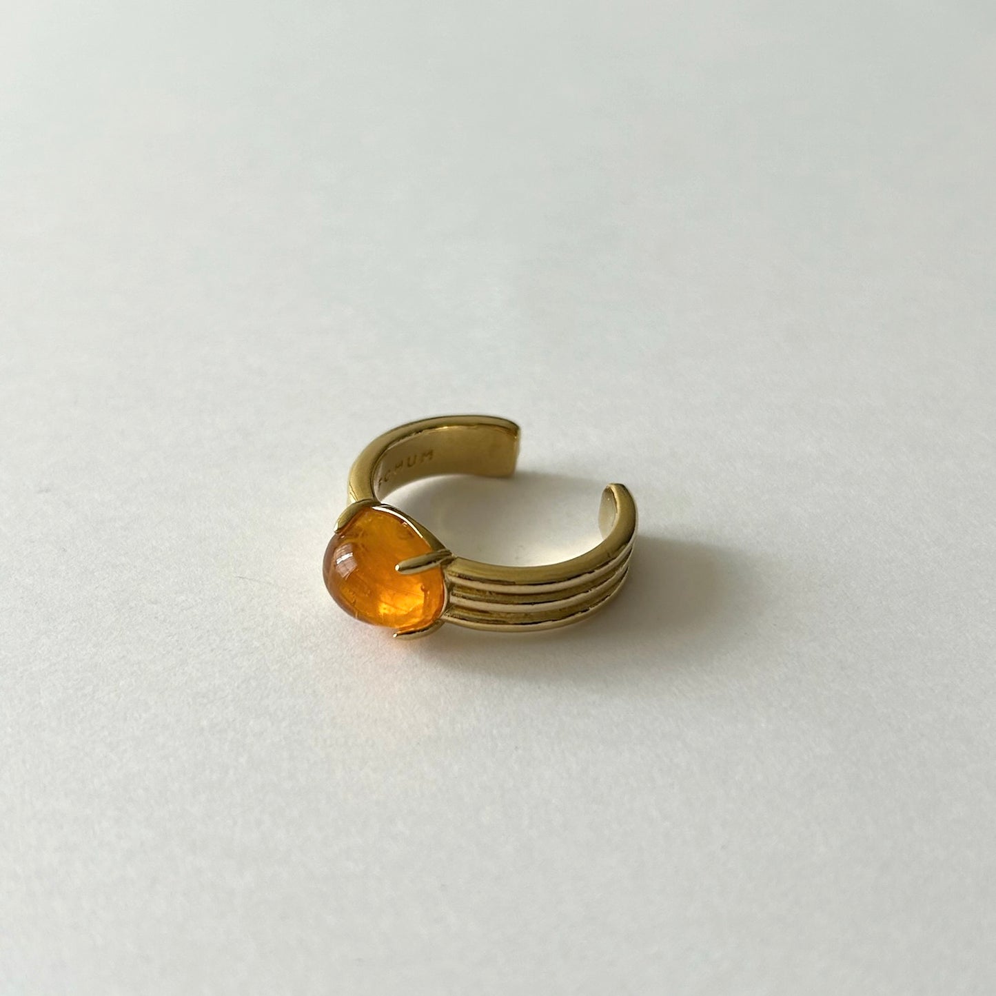 [ orange amber ] trois gold