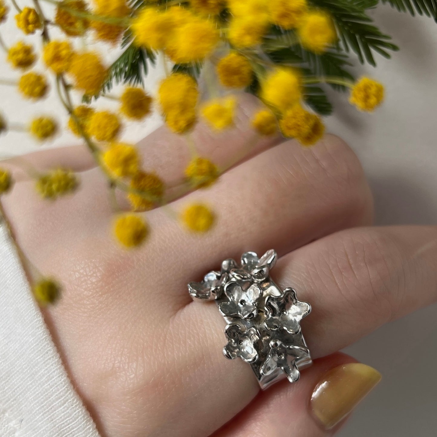 [ silver ] mimosa ring
