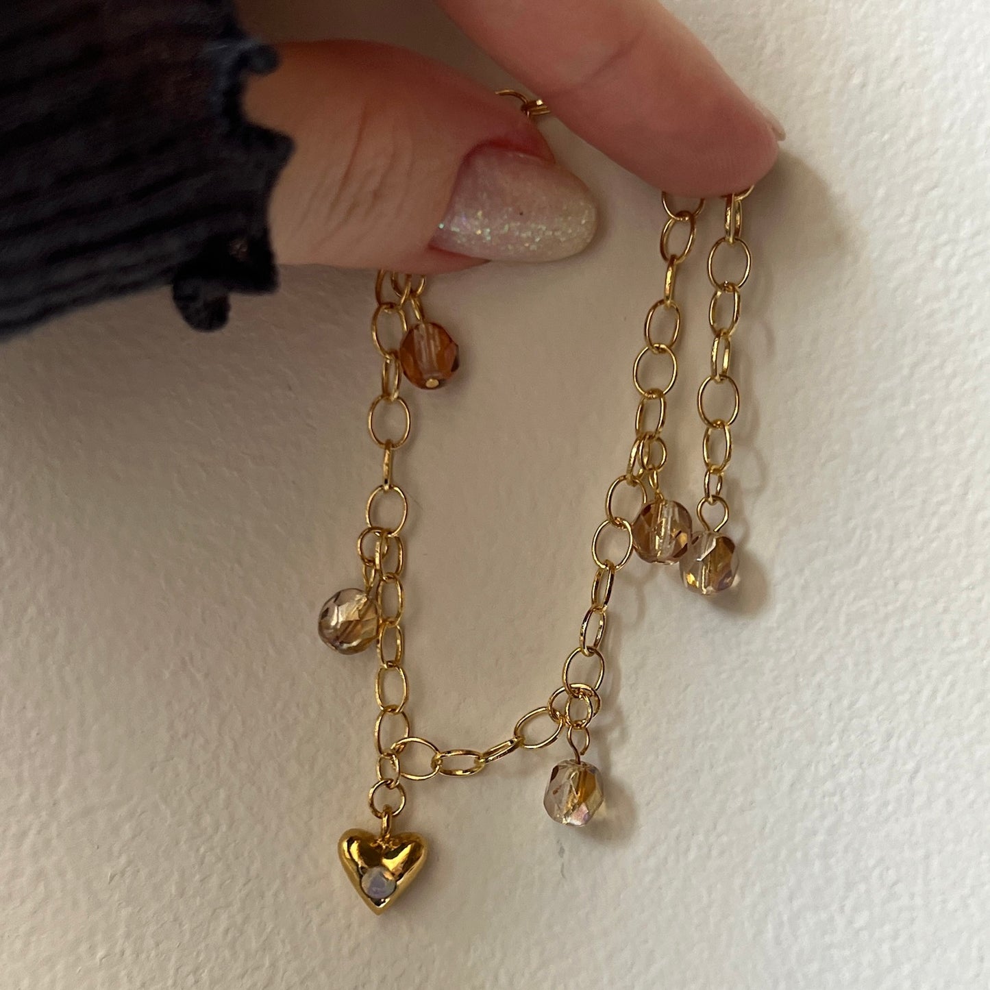 [ opal ] heart motif charm bracelet gold