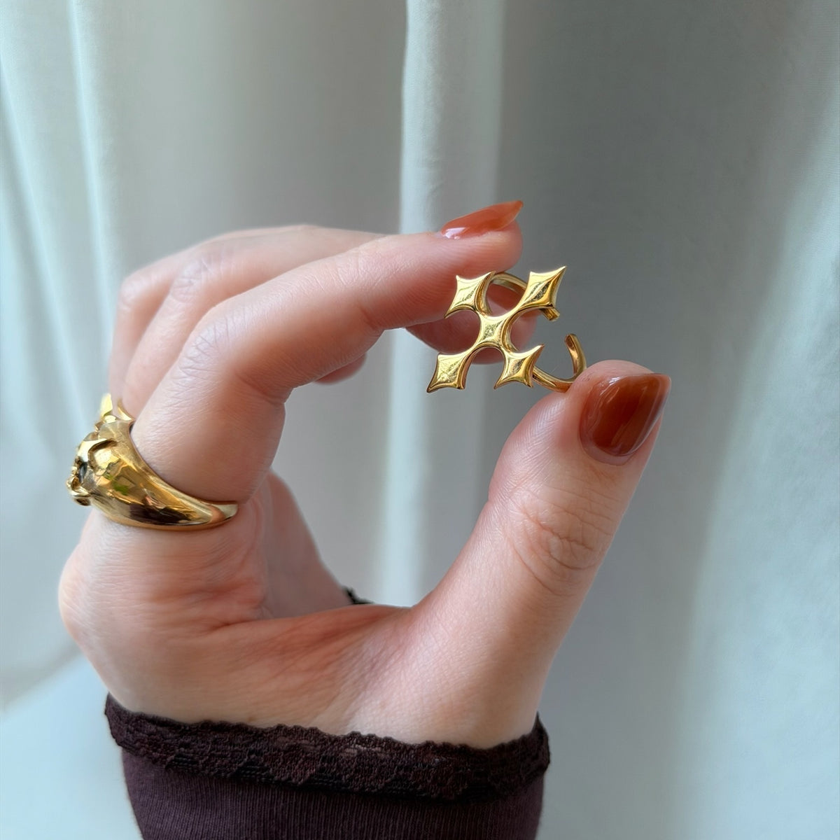 [ gold ] diamond cross ring