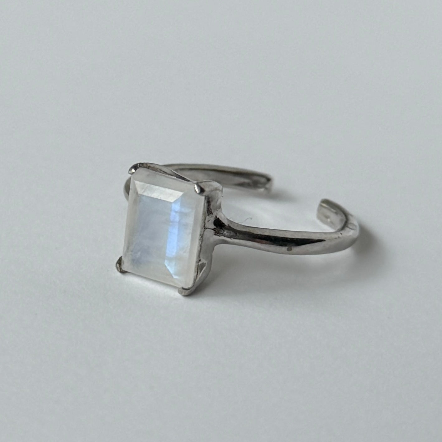 [ moon stone ] rectangle faceted cut silver