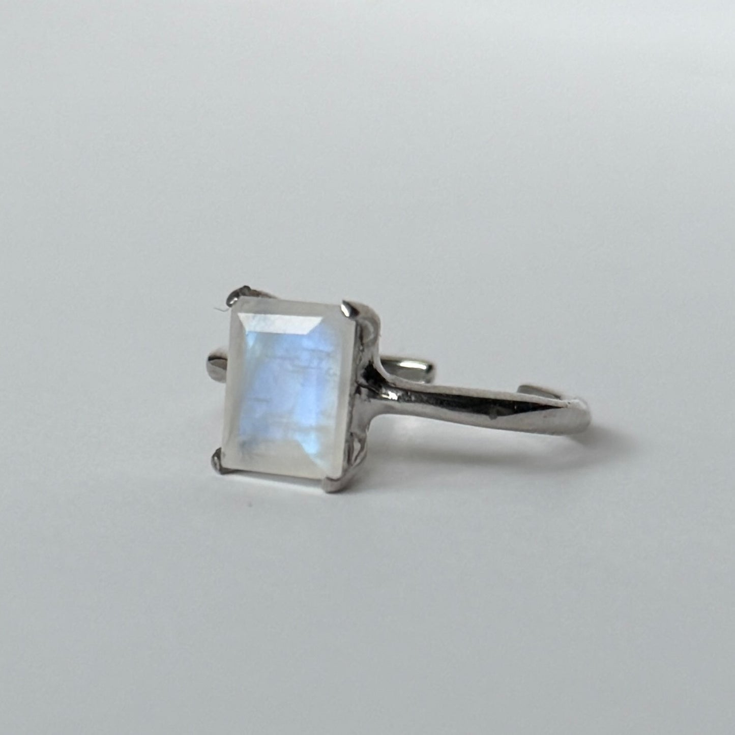 [ moon stone ] rectangle faceted cut silver