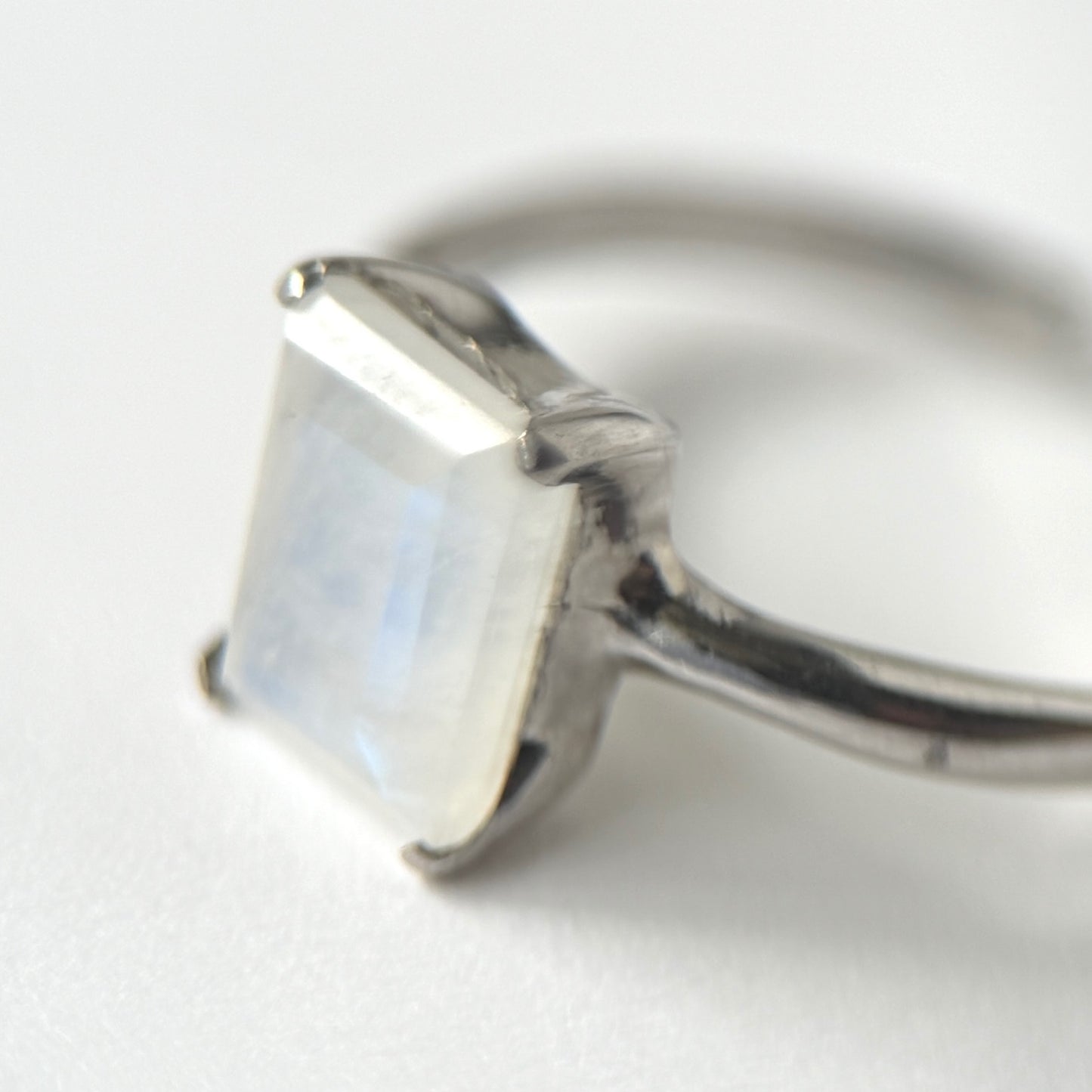 [ moon stone ] rectangle faceted cut silver