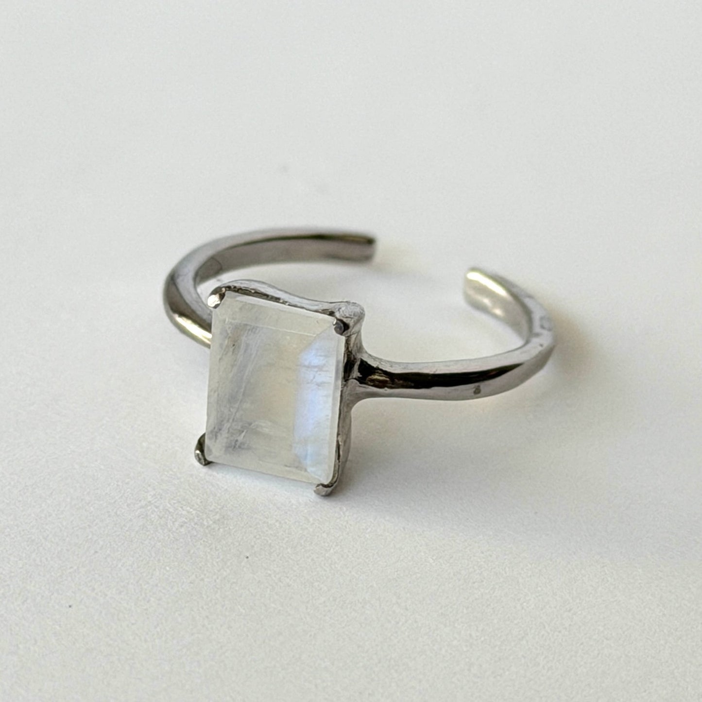 [ moon stone ] rectangle faceted cut silver