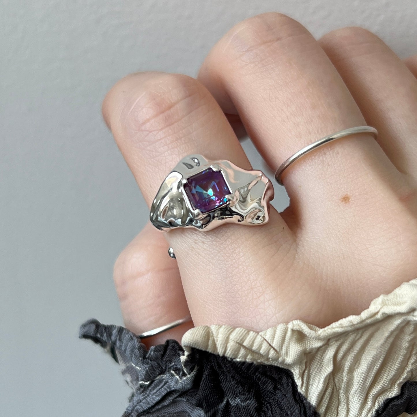 [ burgundy ]  melt ring  silver