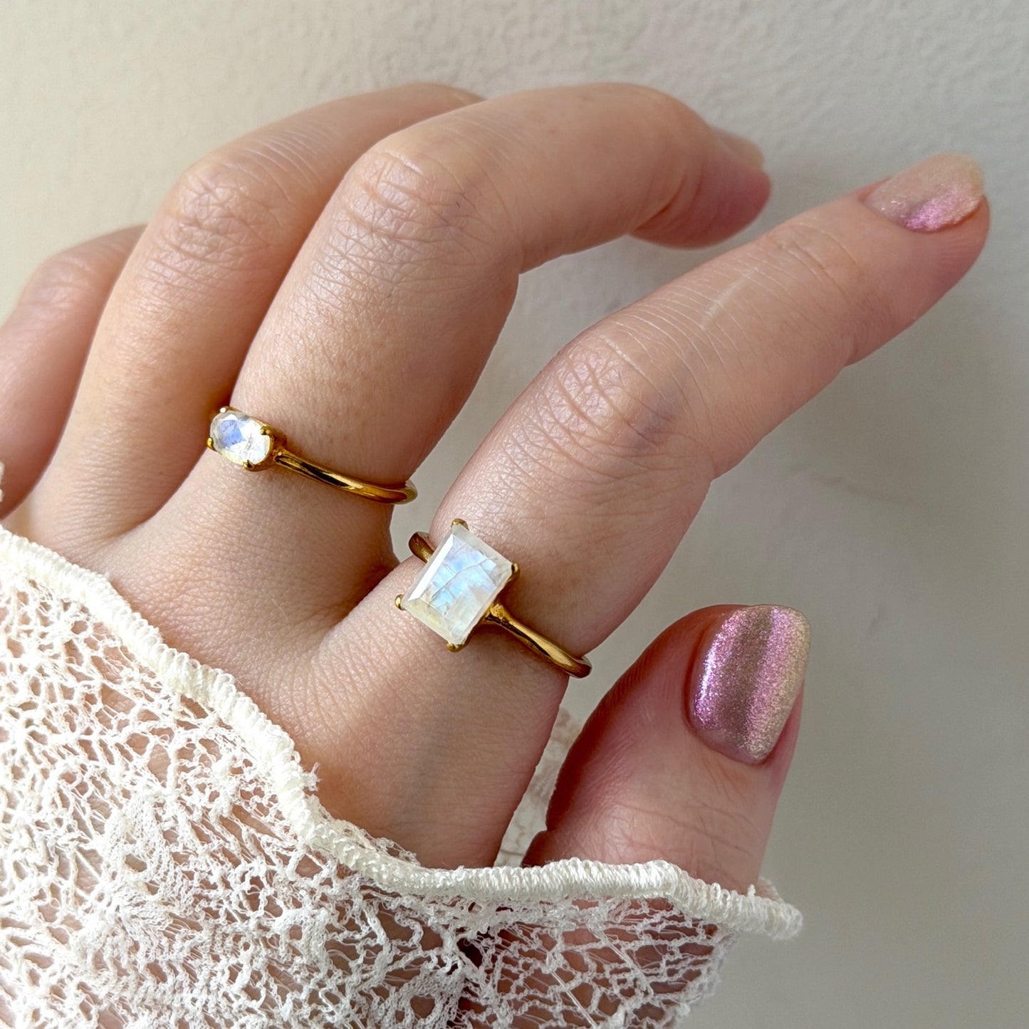 [ moon stone ] rectangle faceted cut gold