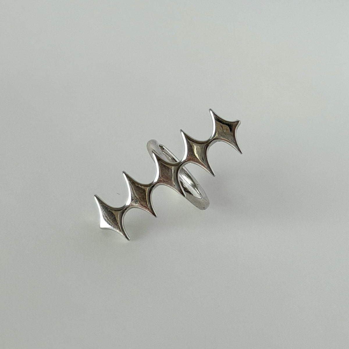 [ silver ] diamond line earcuff