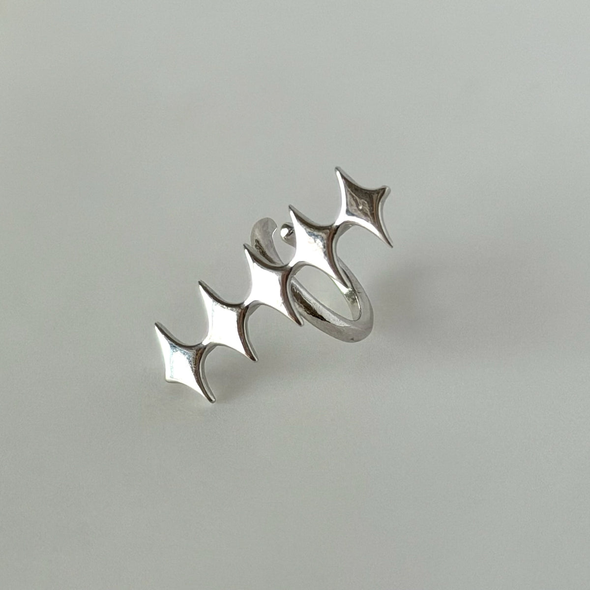 [ silver ] diamond line earcuff