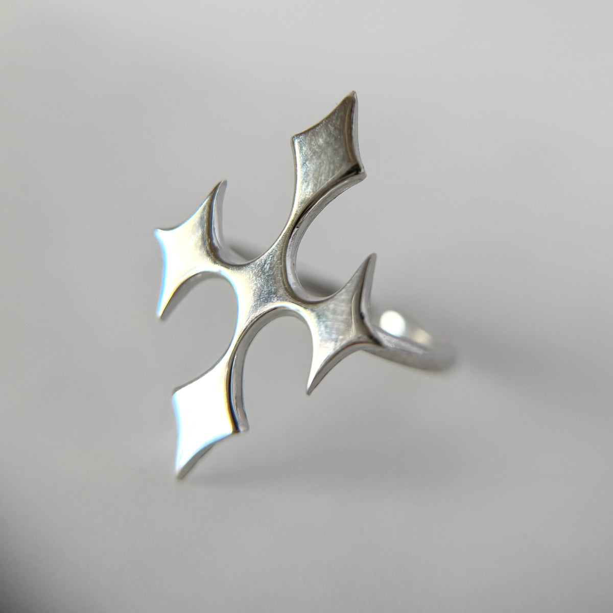 [ silver ] diamond cross ring