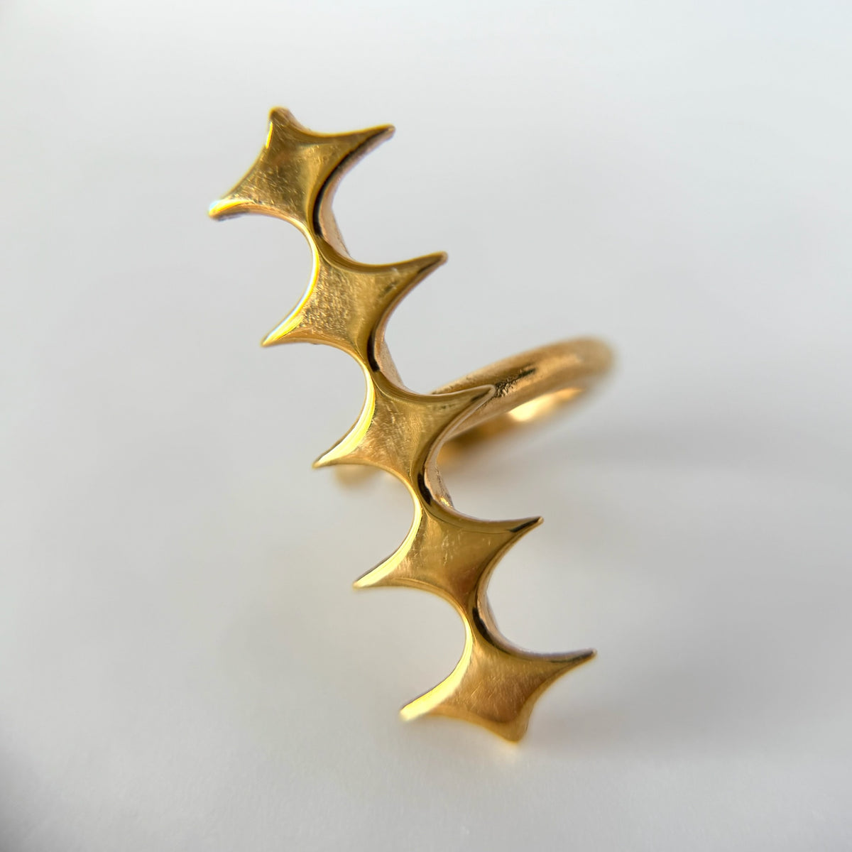 [ gold ] diamond line earcuff