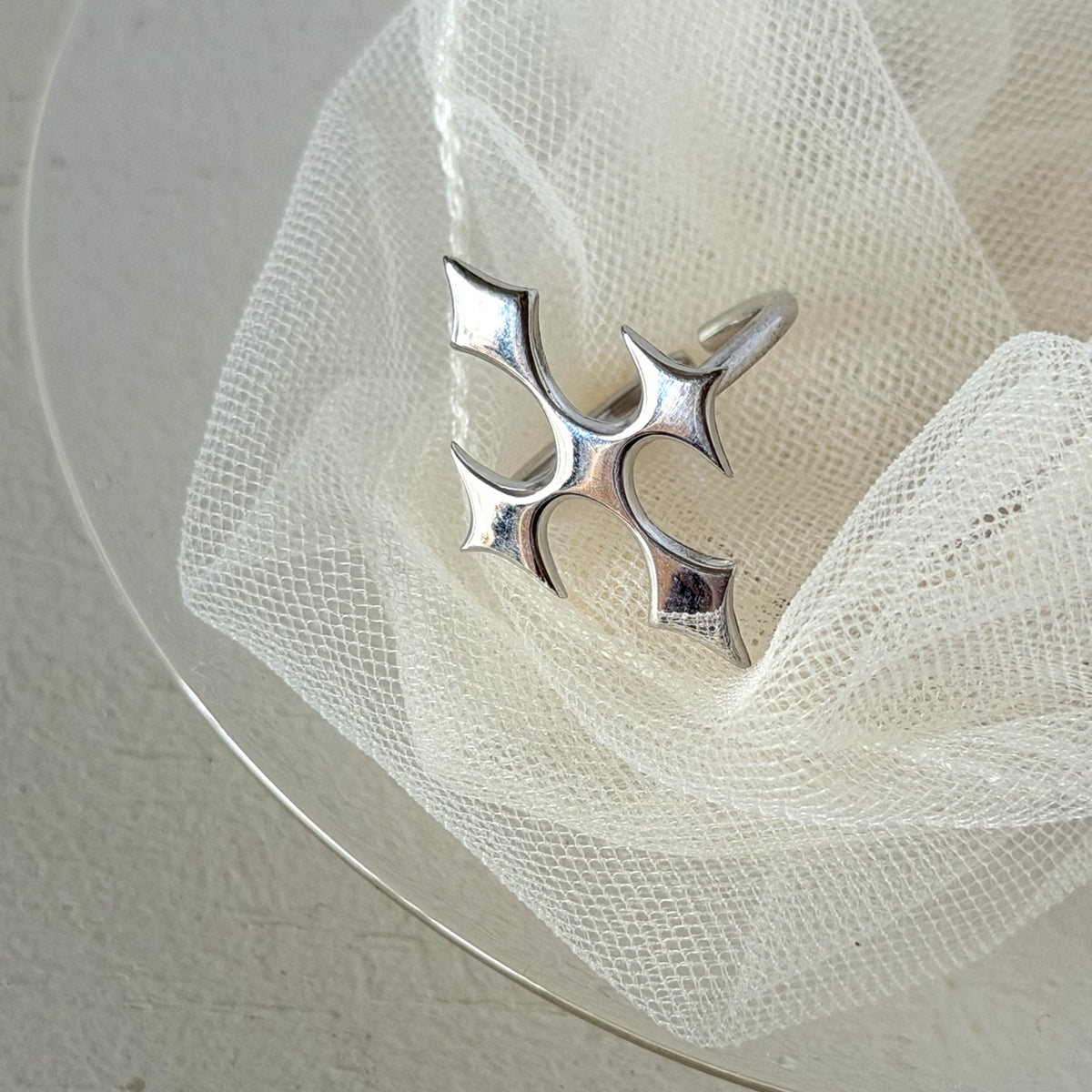 [ silver ] diamond cross ring