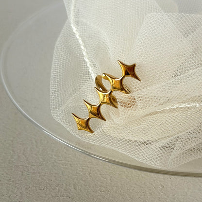 [ gold ] diamond line earcuff