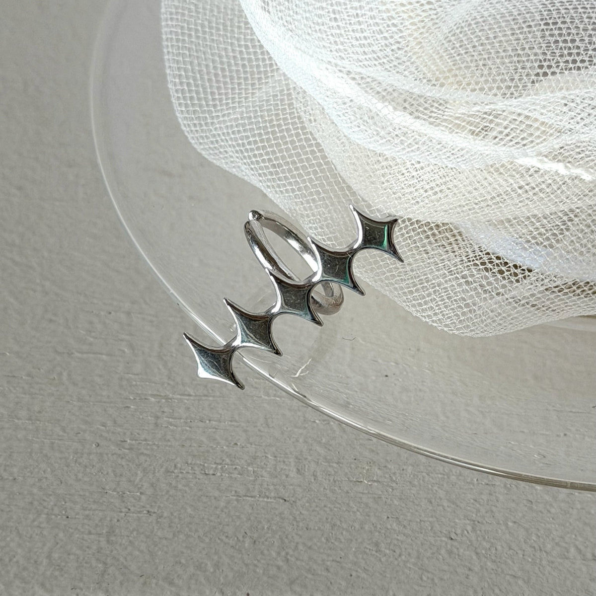 [ silver ] diamond line earcuff