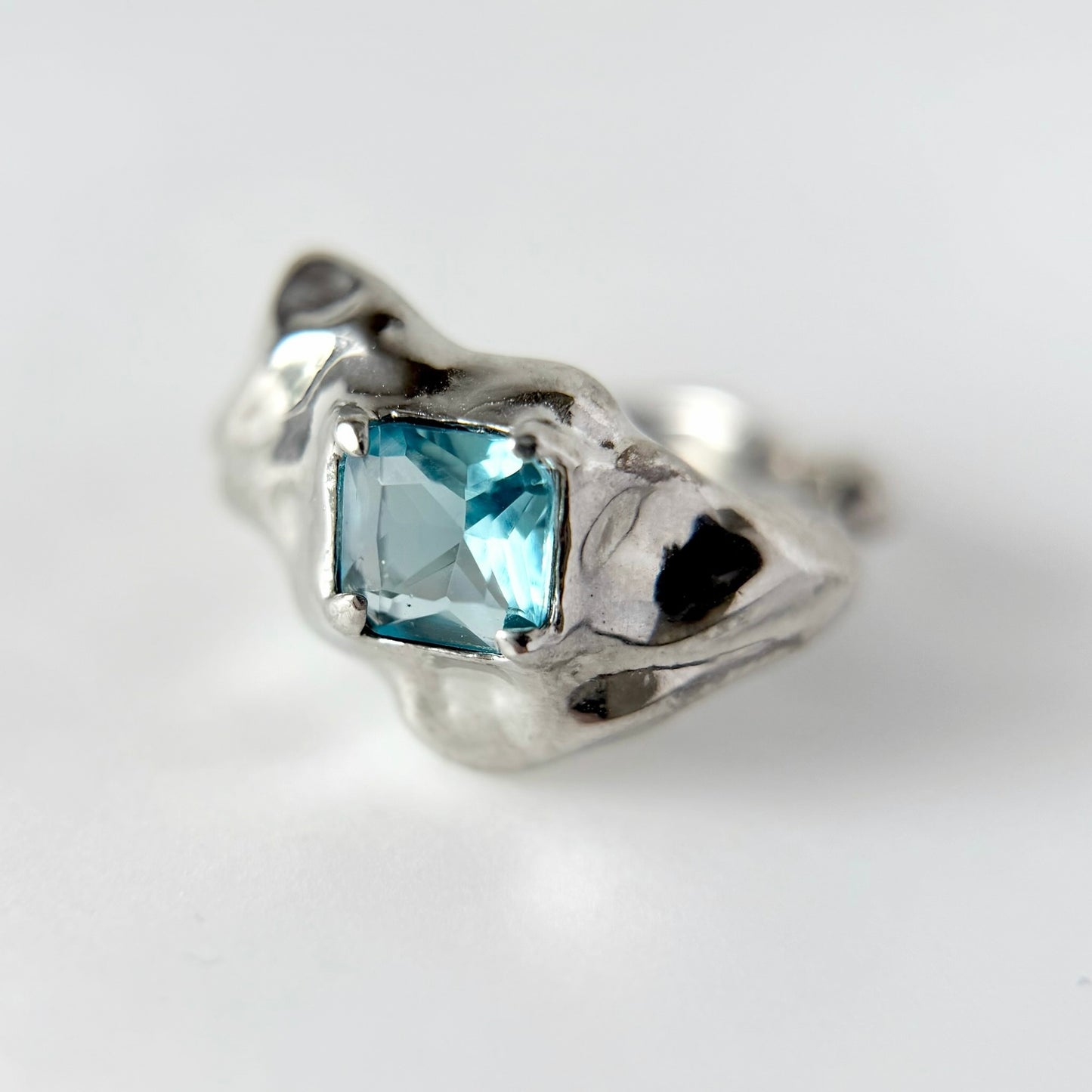 [ sky blue ]  melt ring  silver