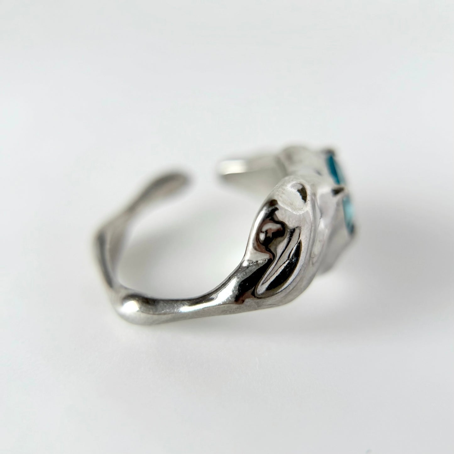 [ sky blue ]  melt ring  silver
