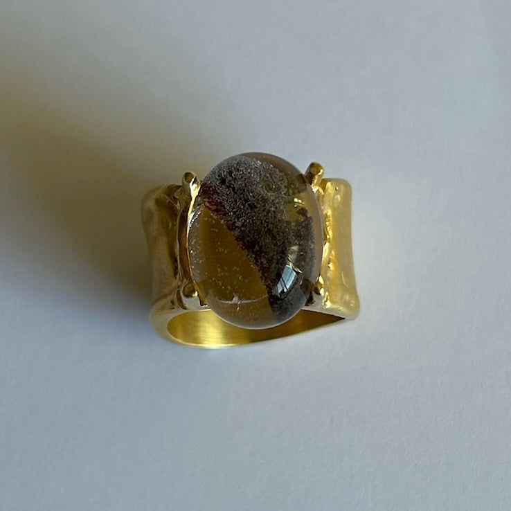 [ garden quartz ] roche (B)