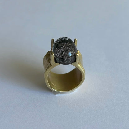 [ garden quartz ] roche (D)