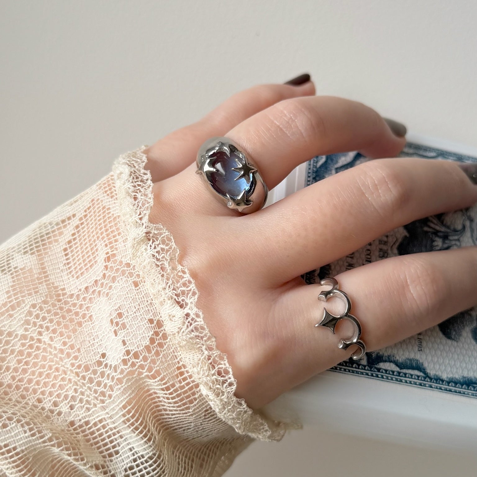 tiara ring silver