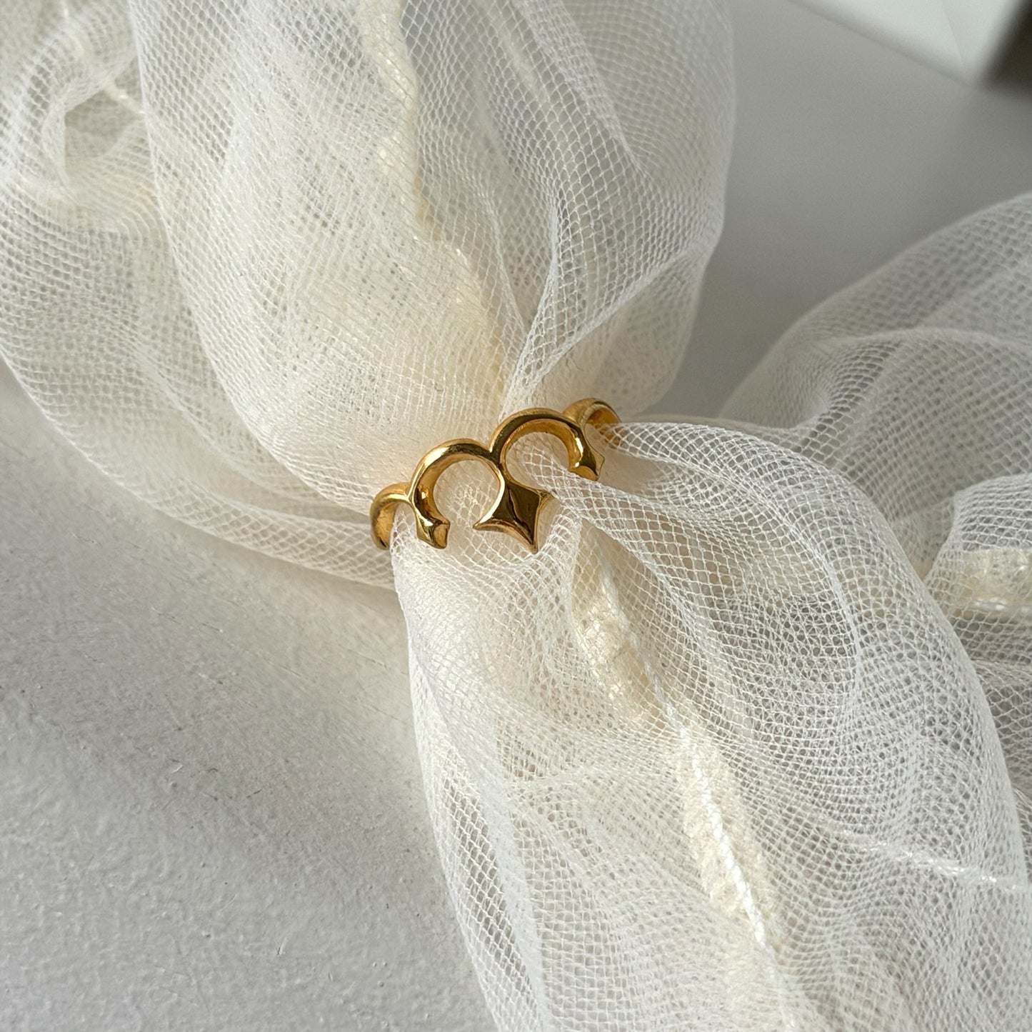 tiara ring gold